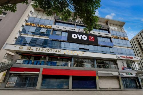 Surat Hotel | Hotel O VJ rooms