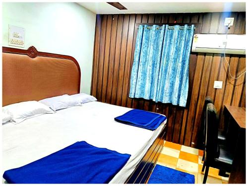 Bhubaneshwar Apartment | Hotel P-V-R Near Railway Station 300 meters only