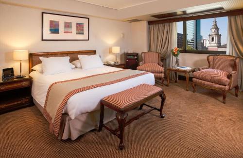 Downtown Santiago Hotel | Hotel Plaza San Francisco