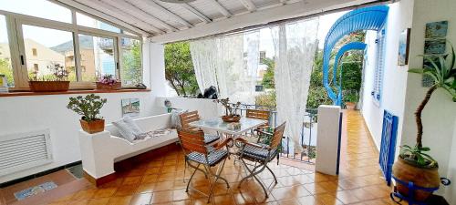 Lipari Historic Centre Hotel | Hotel Poseidon