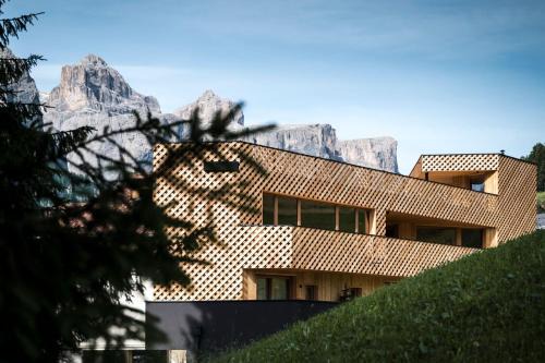 Corvara in Badia Hotel | Hotel Pradat