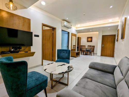 Silvassa Hotel | Hotel Red Chillee Restro