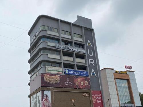 Ahmedabad Hotel | Hotel Royal King