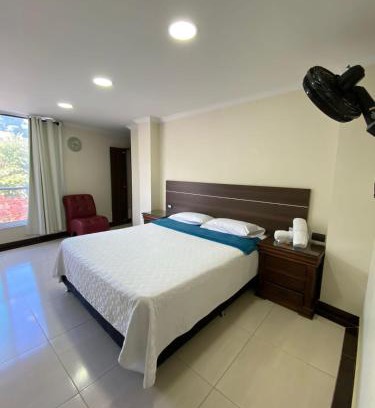 Zona Colonial Hotel | Hotel santa fe plaza sucursal HBP