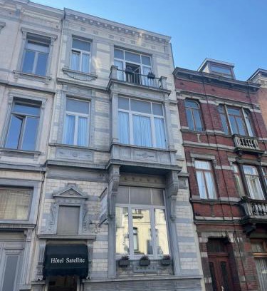 Wijk van de Squares Hotel | Hotel Satellite