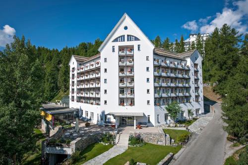 Sils-Maria Hotel | Hotel Schweizerhof Sils Maria, a Faern Collection Hotel