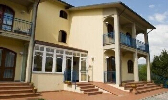 Castelnuovo di Garfagnana Hotel | Hotel The Marquee