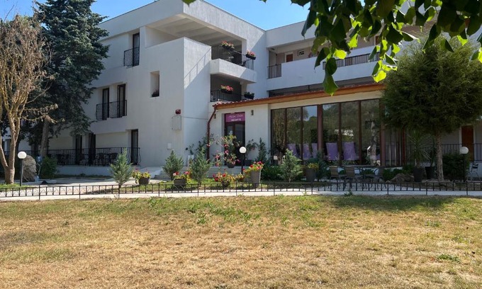 Jupiter Hotel | Hotel Violeta