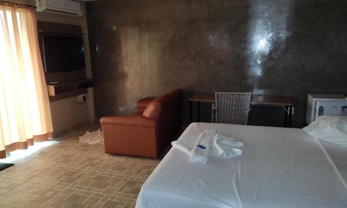 Engenheiro Beltrao Hotel | HOTEL VITORIA REGIA