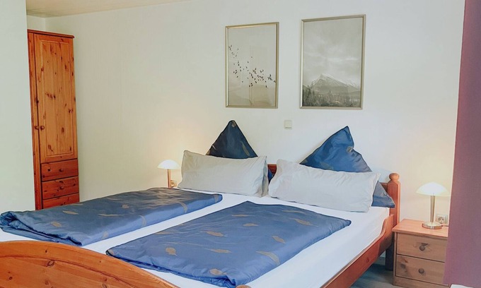 Lahnstein auf der Hohe Hotel | Hotel Waldhaus-Lahnstein - Room 5 - Double room in the basement