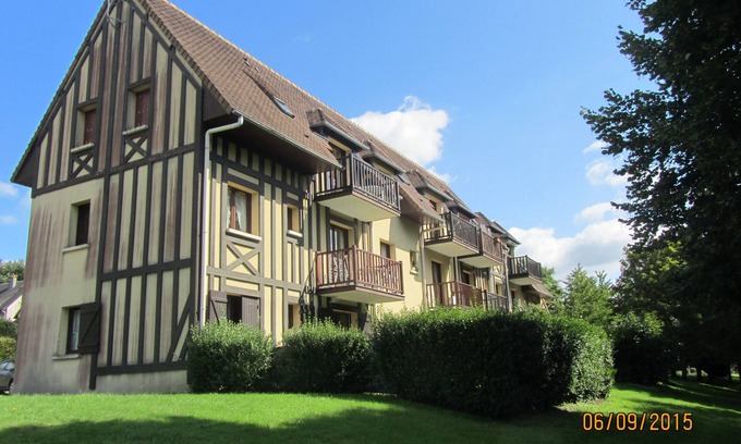 La Cour du Moulin Apartment | HOULGATE CALVADOS (LOWER NORMANDY