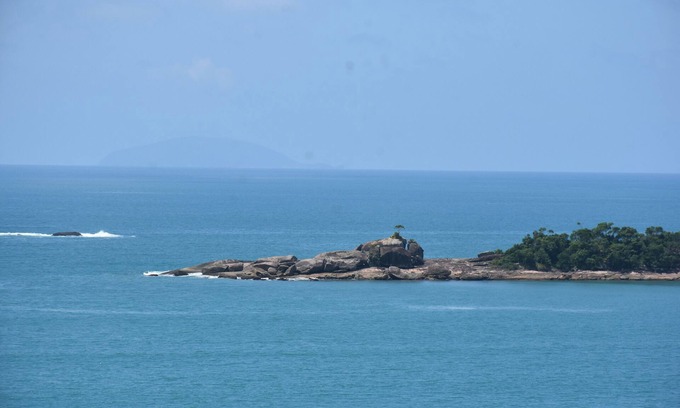 Praia da Fortaleza House | House 4 bedrooms, 2 suites for 12 people to 80 meters from the beach