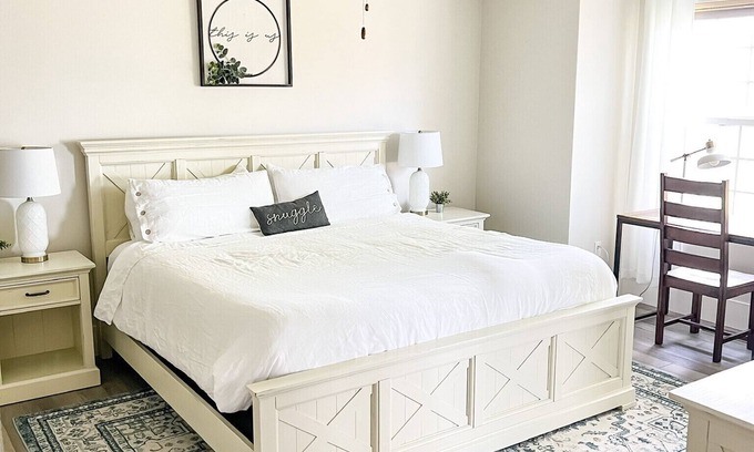Bozeman House | House by Airport Very Fast Internet!