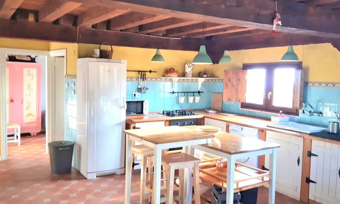 Trevijano Cottage | House (complete) for nature and animal lovers.