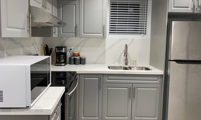 Ajax House | House in Ajax - Events Allowed
