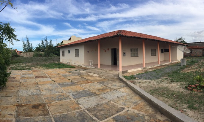 Coqueiro House | House in Coqueiro, with 4 bedrooms, air conditioning, electric shower and well