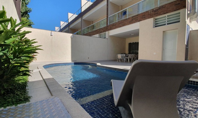 Juquehy House | House in Juquei 4 Suites in Condominium Private Pool 500 m Beach Sleeps 10