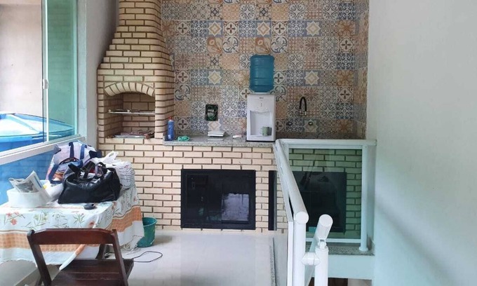 Mangaratiba House | House in Praia Grande overlooking the sea, 5 minutes from the beach and Wi-Fi.