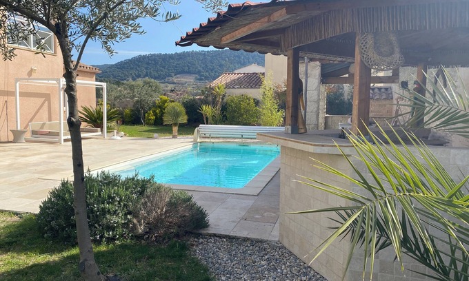 Sablet House | House in Sablet with swimming pool