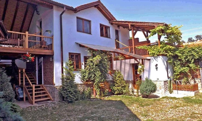 Saliste House | House in Vale with Large Terrace and Unique View