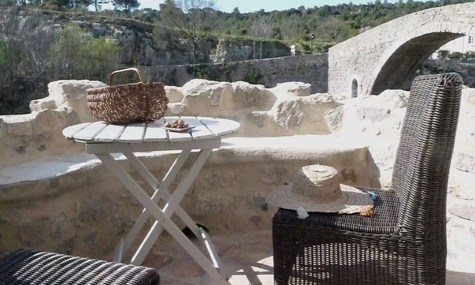 Lagrasse Apartment | House La France - Ramparts & Riverside (Sleeps 2)