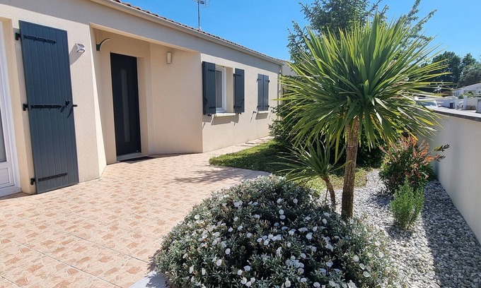 Medis House | House Near Royan & Seaside, Bungalow, Comfortable, Enclosed Garden and Quiet
