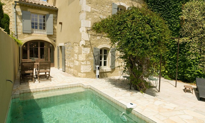 Maillane House | House Provencal Stone Charm 5 Min St Remy de Provence for 8 to 10 people.