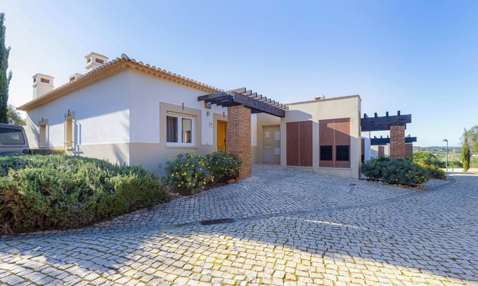 Portimao Villa | House Shangri-La