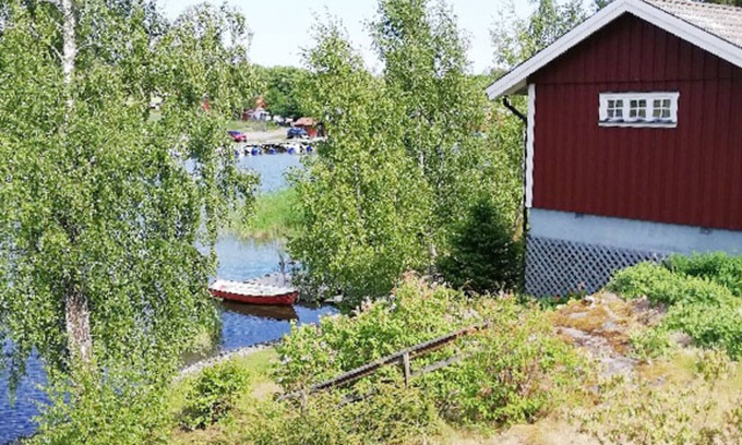 Nykoping Municipality House | House with lake plot and own jetty on Skansholmen outside Nyköping | SE14018