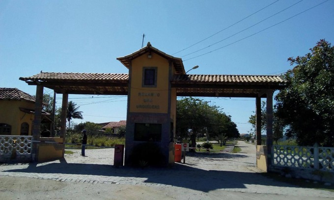 Sao Vicente de Paula House | House with pool and Laguna beach in Recanto das Orquideas Condominium in Arraial do Cabo