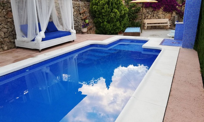 Gandia Villa | House with pool, large garden and parking located at the foot of the mountain
