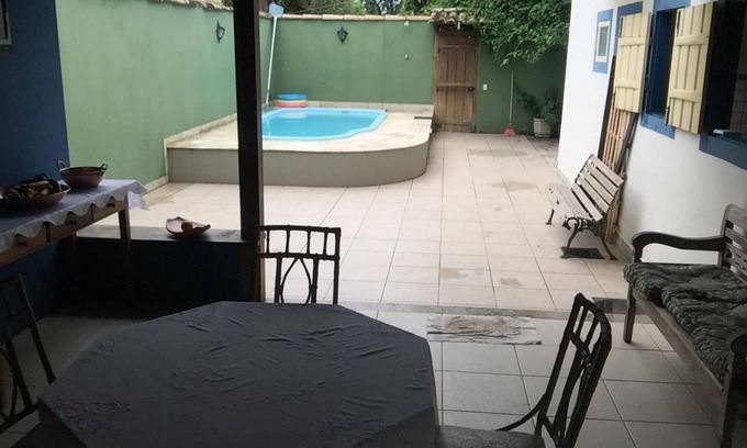 Pontal House | House with pool next to the historic center with 3 bedrooms, 1 suite.