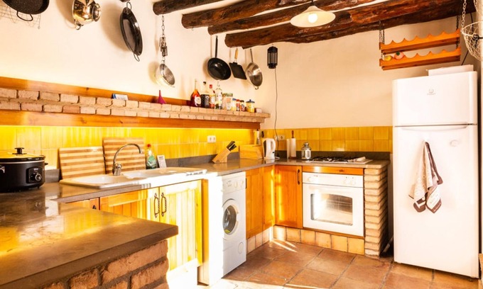 Albunuelas Villa | House with private pool and Andalusian style