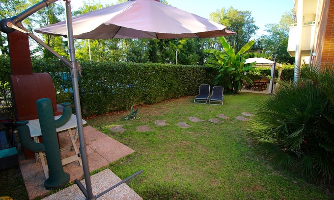 Trezzano sul Naviglio Apartment | HouseGardenMilano- Near Fiera and Humanitas and San Carlo Hospitals (parking space)