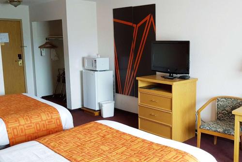 Fort St. John Hotel | Howard Johnson by Wyndham Fort St. John