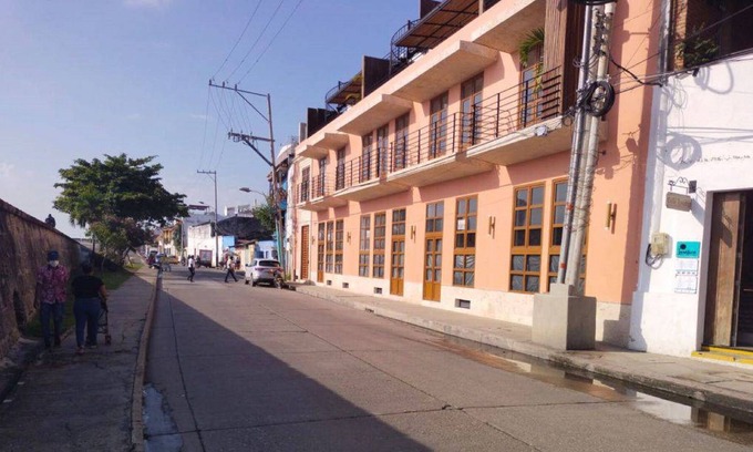 Cartagena Walled City Cabin | Hpt-sm1 Hotel Room In Getsemani With Pool, Breakfast And Wifi