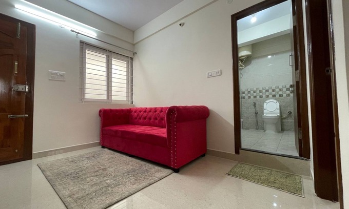 Sector 2 Apartment | Hsr Lodestone By Newstays