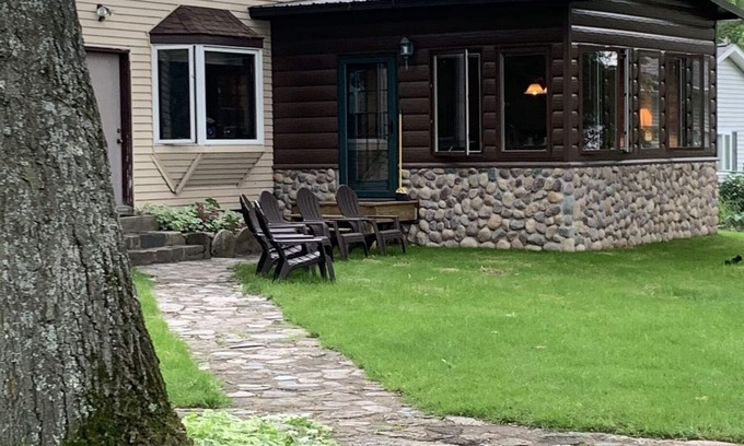 Hubbard Lake Cottage | Hubbard Lake West Shore Lakefront Cottage with stunning view