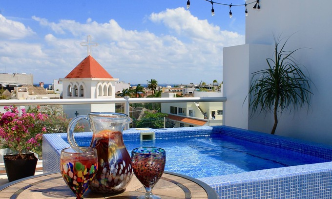 Downtown Condo | Huge Luxury Penthouse in the Heart of Playa - Oasis Chloe
