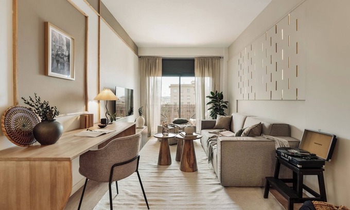 Les Corts Apartment | Huila - 2 bedrooms and balcony in Les Corts