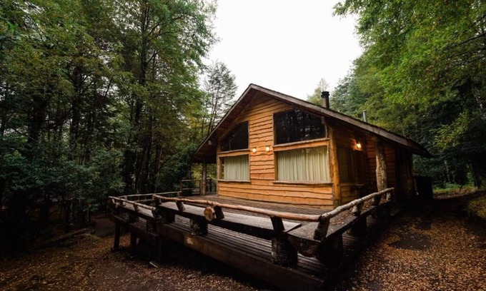 Puerto Fuy Cabin | Huilo Huilo Club Huillin
