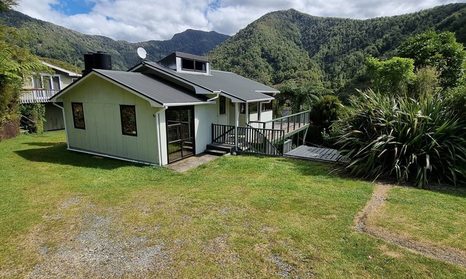 Duncan Bay House | Humble Kiwi Bach in Beautiful Duncan Bay