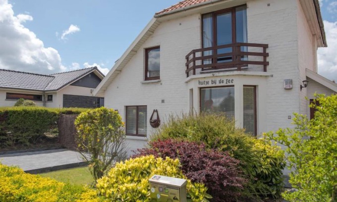 Bredene House | Hutje bij de Zee by Interhome