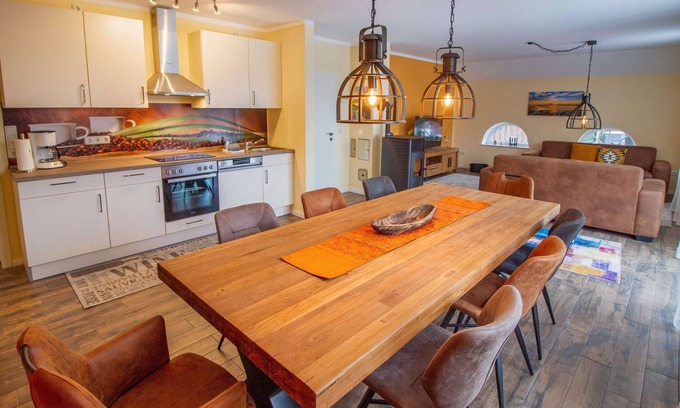 Visquard House | Huus Viskert