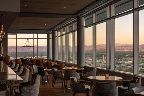 Downtown Denver Hotel | Hyatt Regency Denver at Colorado Convention Center