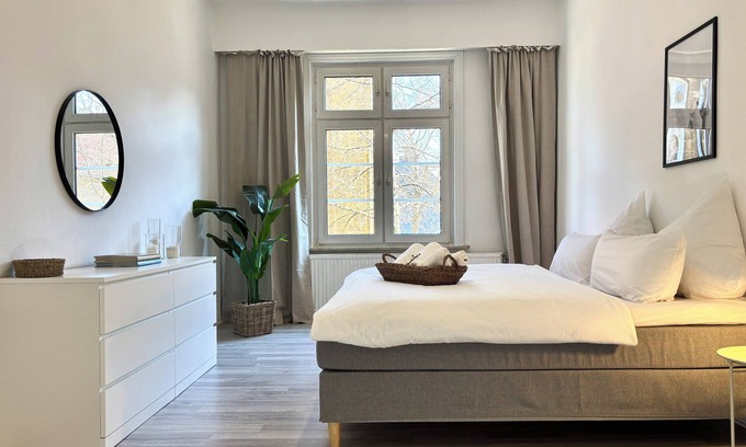 Goslar Old Town Apartment | HyggeLiving | 79 m ² | Central | Smart-TV | "KNUT"