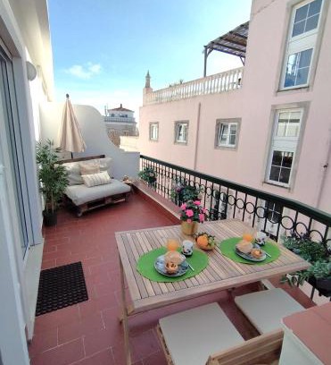 Lagos City Center Apartment | HYPERCENTER PENTHOUSE @ true heart of old town