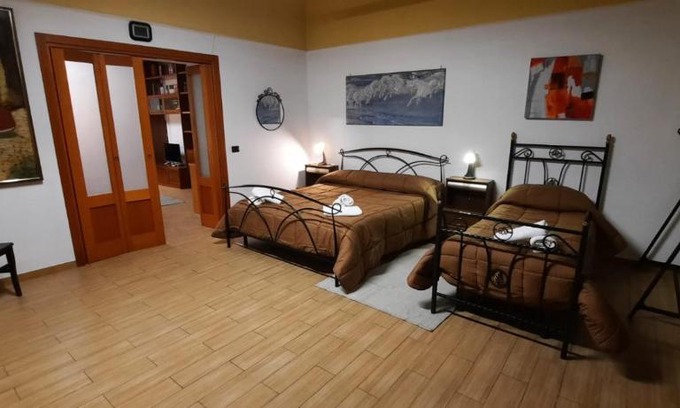 Santa Maria A Vico Apartment | I Rifugi di Noah 2-Santa Maria a Vico-