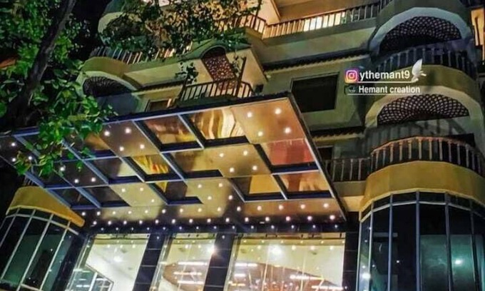 Deoghar Hotel | I Towne