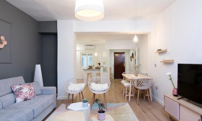 Figares Apartment | IBERICABEDS RECOGIDAS
